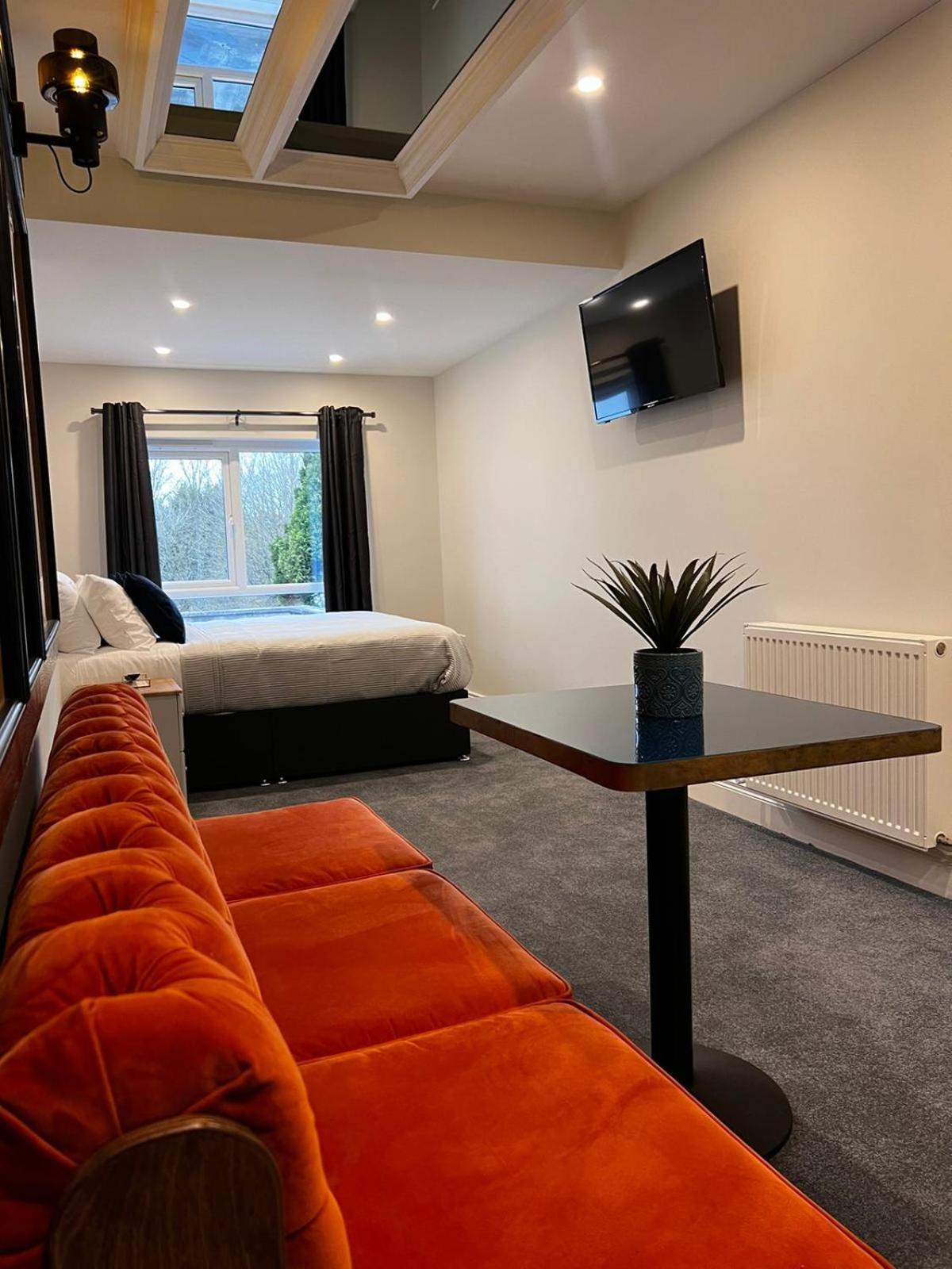 53 Luxury Rooms Maynooth Exterior foto